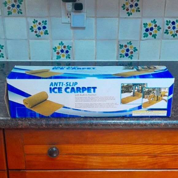 Anti-Slip Ice Carpet...NEW IN BOX...10" X 18". - Picture 1 of 6